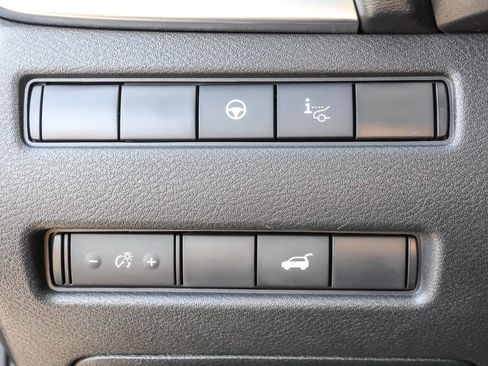 Used 2021 Nissan Rogue Platinum image 19