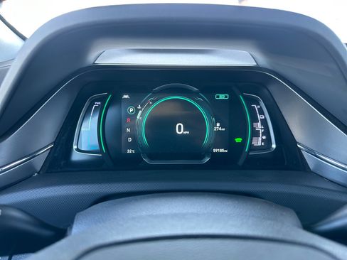 Used 2020 Hyundai Ioniq SE FWD image 20