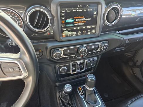 Certified 2022 Jeep Wrangler Unlimited Sahara image 21