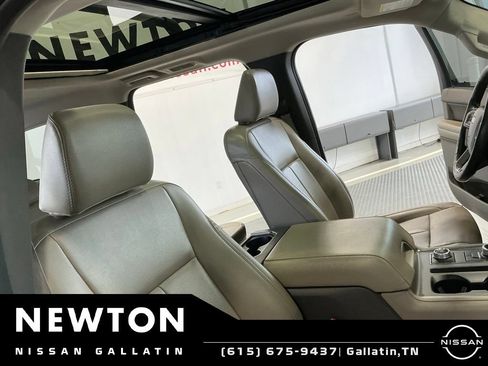Used 2021 Ford Expedition XLT AWD/4WD image 22