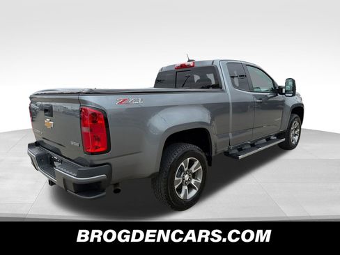 Used 2018 Chevrolet Colorado Z71 AWD/4WD image 3