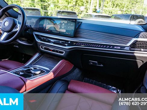 Used 2024 BMW X6 xDrive40i w/ Parking Assistance Package image 25
