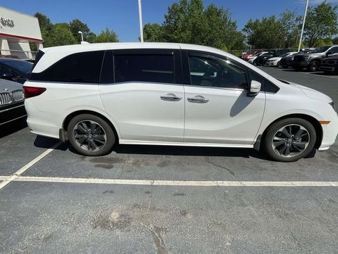 Used 2024 Honda Odyssey Elite image 9