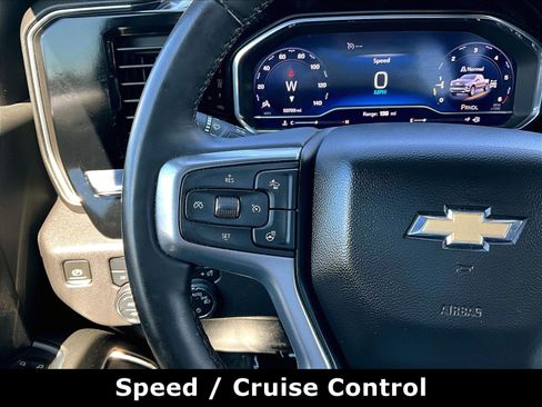 Used 2024 Chevrolet Silverado 1500 LT AWD/4WD image 11