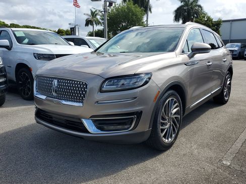 Certified 2020 Lincoln Nautilus Reserve image 3