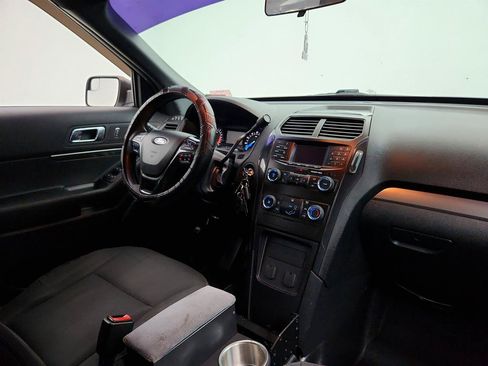 Used 2019 Ford Explorer 4WD Police Interceptor image 22