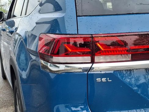 New 2025 Volkswagen Atlas SEL image 24