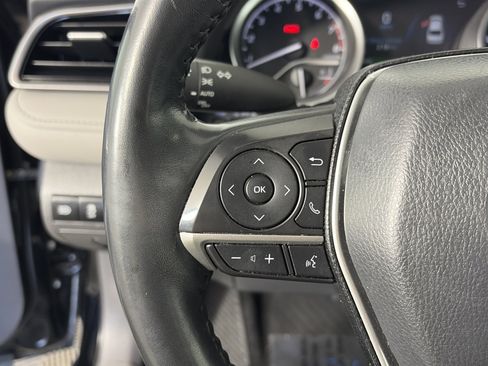 Used 2024 Toyota Camry XLE image 28