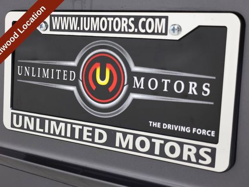 Used 2022 Toyota Highlander XLE AWD/4WD image 22