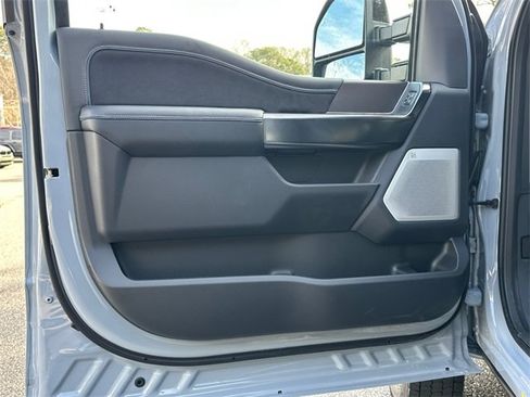 New 2026 Ford F450 Platinum w/ FX4 Off-Road Package image 10