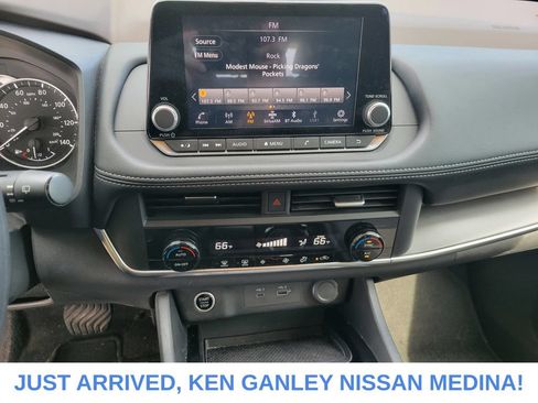 Certified 2023 Nissan Rogue SV AWD/4WD image 10