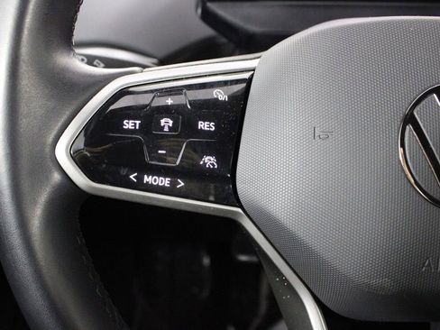 Used 2021 Volkswagen ID.4 Pro image 21