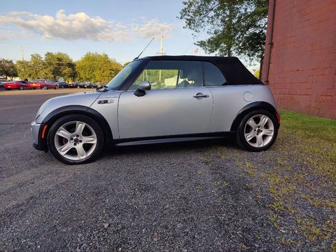 Used 2005 MINI Cooper S FWD image 1