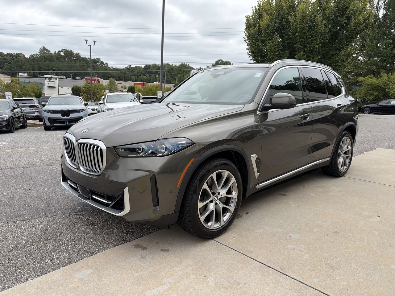 Used 2026 BMW X5 xDrive40i AWD/4WD image 4