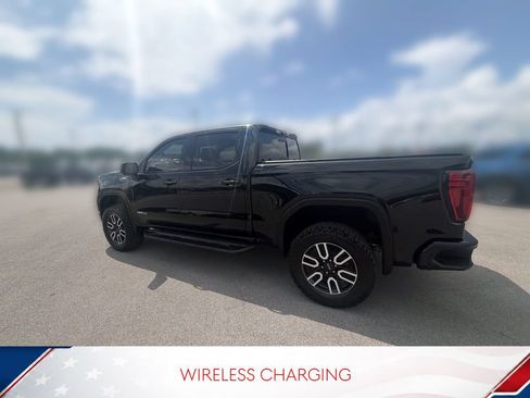 Used 2023 GMC Sierra 1500 AT4 w/ AT4 Premium Package AWD/4WD image 14