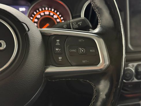 Used 2020 Jeep Gladiator Overland image 20