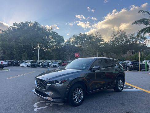 Used 2025 MAZDA CX-5 AWD 2.5 S w/ Preferred Package image 13
