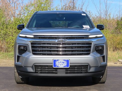 New 2026 Chevrolet Traverse LT w/ Driver Confidence Package image 16