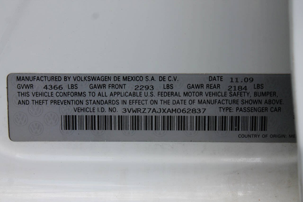Used 2010 Volkswagen Jetta Limited Edition FWD image 18