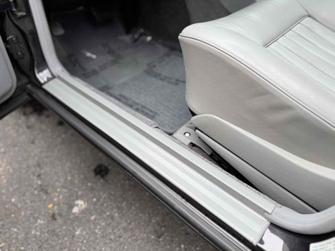 Used 1987 Mercedes-Benz 300 D Turbo image 59