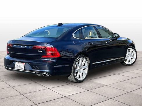 Used 2017 Volvo S90 T6 Inscription w/ Vision Package image 16