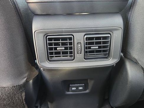 Used 2025 Toyota RAV4 XLE w/ Convenience Package FWD image 18