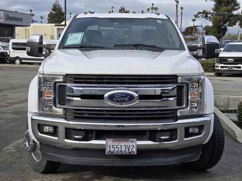 Used 2019 Ford F450 XLT w/ XLT Premium Package image 2