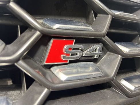 Used 2022 Audi S4 Premium Plus w/ Premium Plus Package image 34