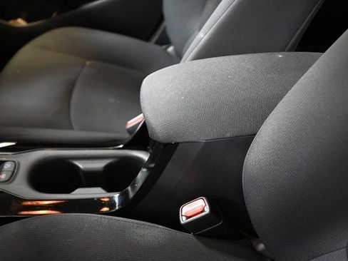 Used 2022 Toyota Corolla LE image 20