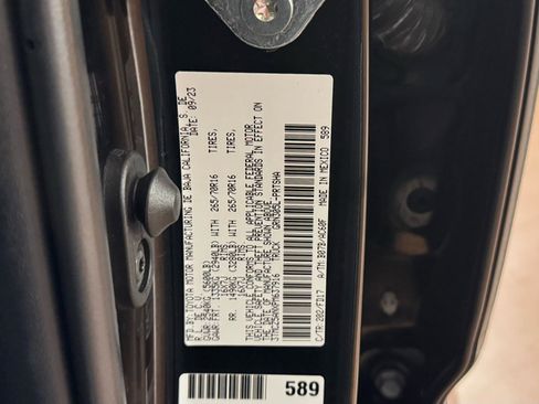 Used 2023 Toyota Tacoma TRD Off-Road image 41