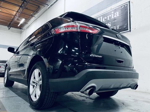 Used 2020 Ford Edge SEL w/ Convenience Package FWD image 6