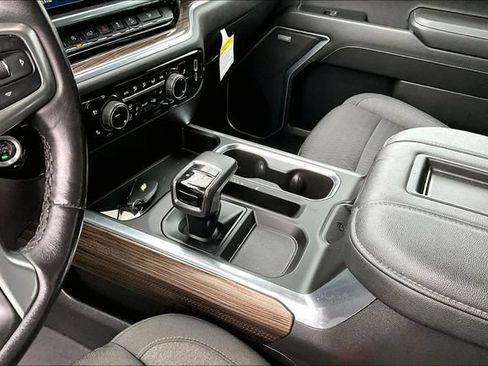 Used 2022 Chevrolet Silverado 1500 LT Trail Boss w/ Convenience Package II AWD/4WD image 14