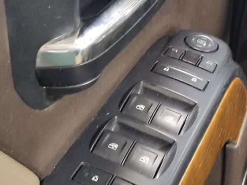 Used 2014 Chevrolet Silverado 1500 LTZ w/ Texas Edition, 1LZ Trim RWD image 27