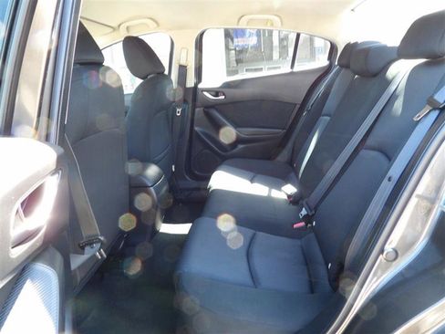 Used 2015 MAZDA MAZDA3 i SV image 12