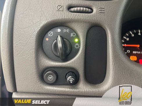 Used 2004 Chevrolet TrailBlazer LS w/ LS Preferred Equipment Group AWD/4WD image 22