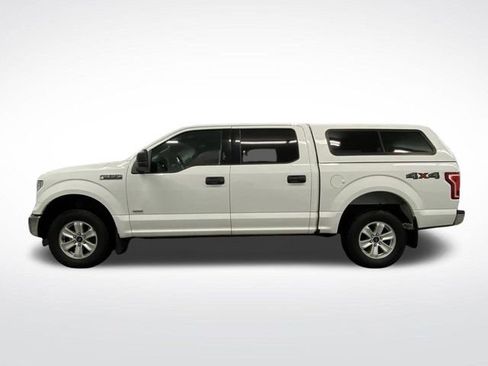 Used 2017 Ford F150 XLT w/ Trailer Tow Package image 10