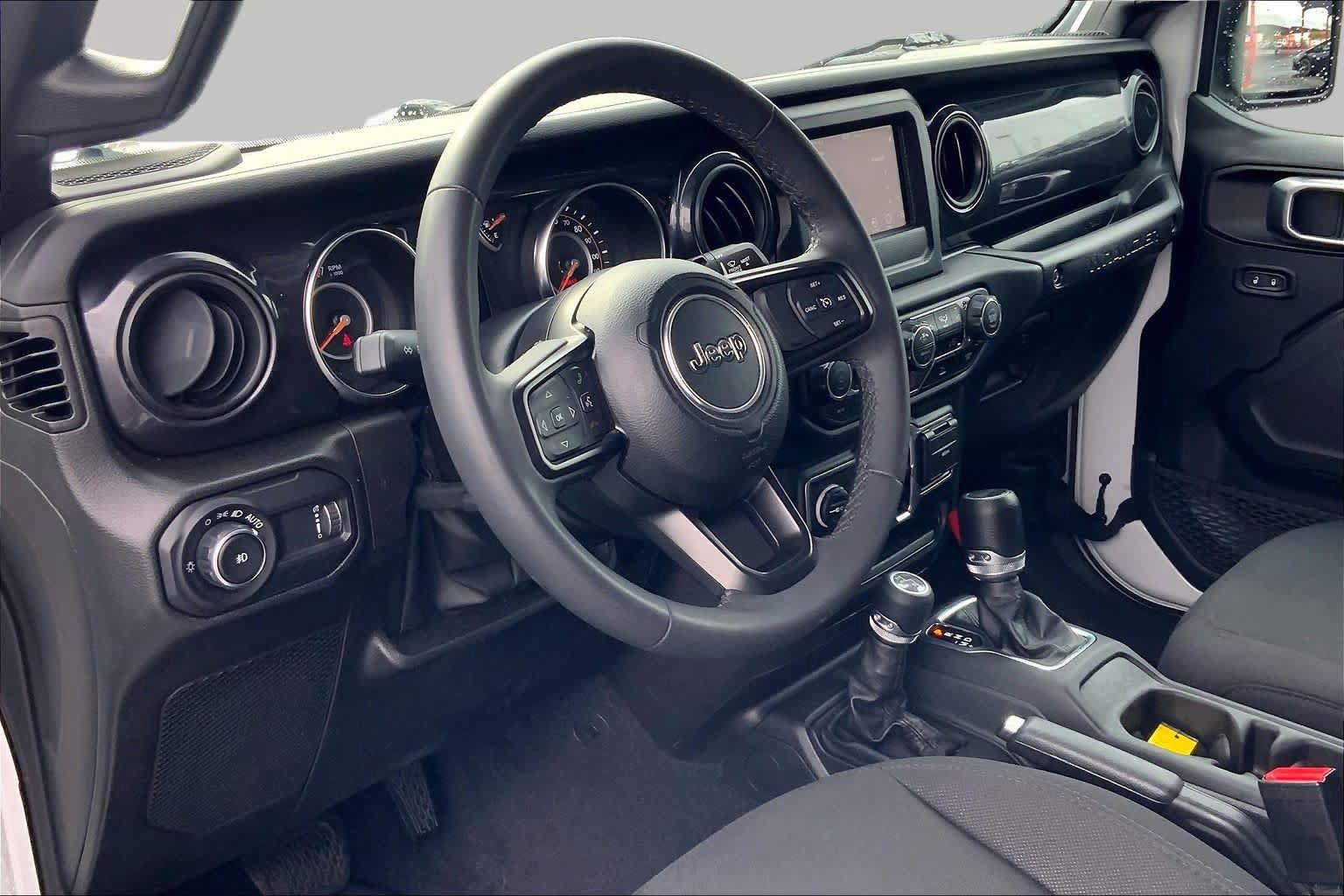 Used 2023 Jeep Wrangler Unlimited Sport AWD/4WD image 18