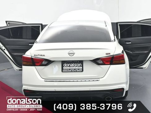 Used 2023 Nissan Altima 2.5 SR FWD image 24