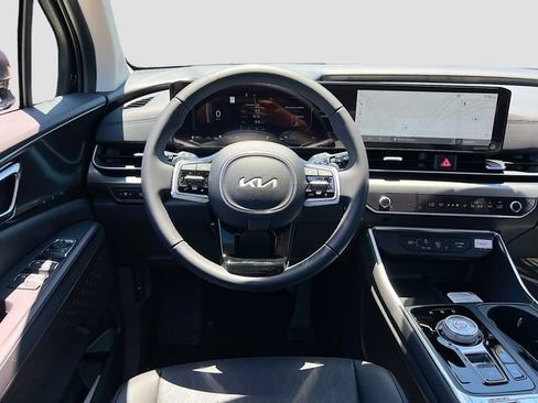 New 2026 Kia Carnival SX w/ SX Dark Edition Package FWD image 24