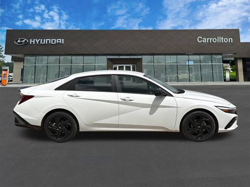 New 2026 Hyundai Elantra Sport FWD image 5