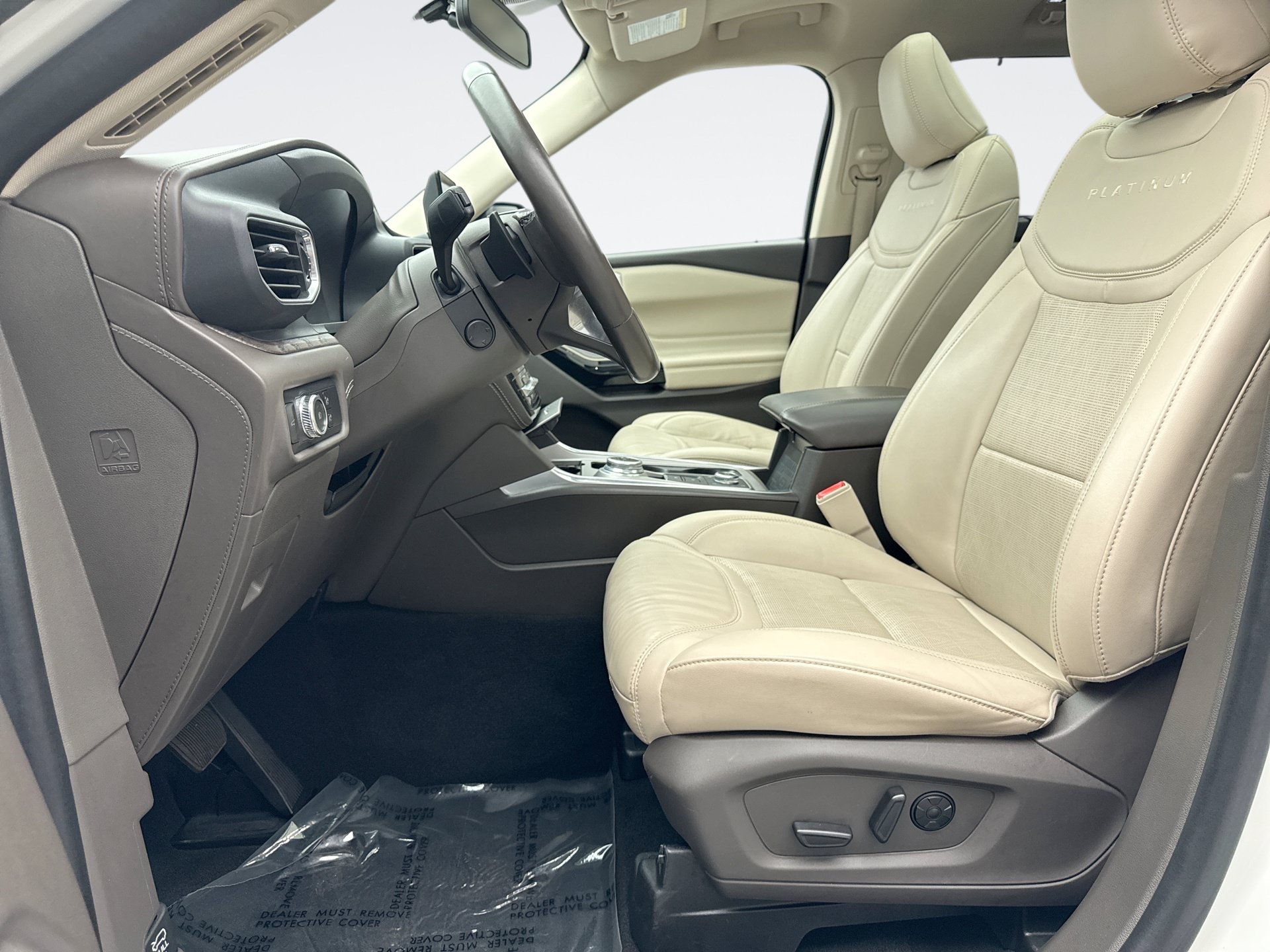 Used 2021 Ford Explorer Platinum w/ Equipment Group 601A AWD/4WD image 11