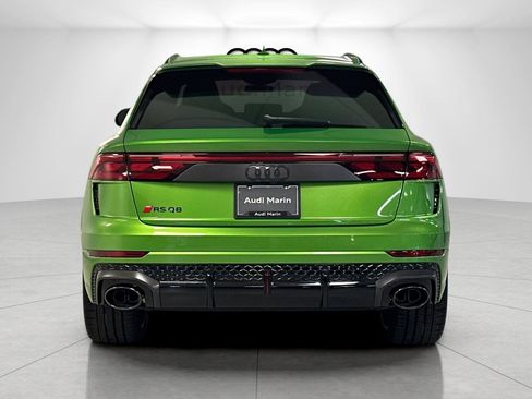 New 2025 Audi RS Q8 performance image 4