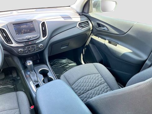 Used 2021 Chevrolet Equinox LT FWD image 21