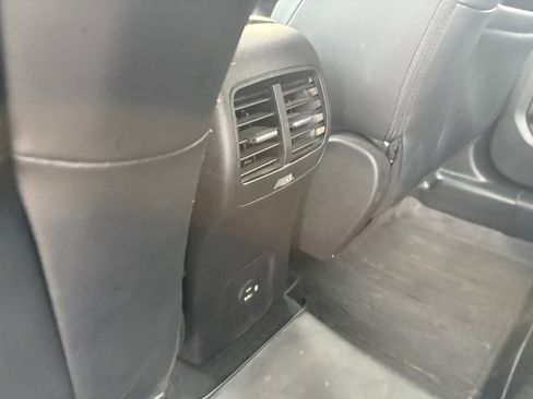 Used 2021 Ford Escape SEL image 18