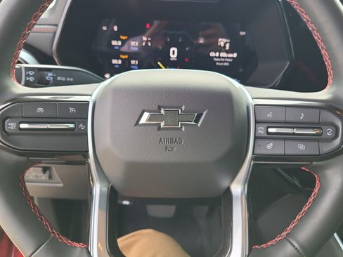 Used 2025 Chevrolet Colorado Z71 w/ Z71 Convenience Package 2 image 18