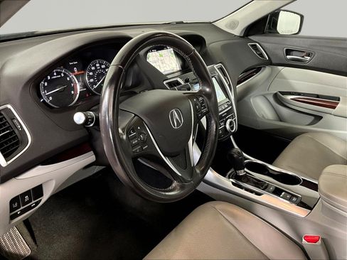 Used 2015 Acura TLX w/ Technology Package FWD image 17