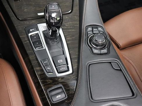 Used 2012 BMW 650i Convertible image 39