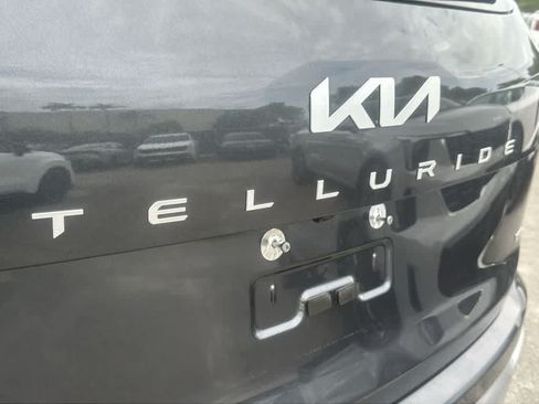 Certified 2023 Kia Telluride S AWD/4WD image 11
