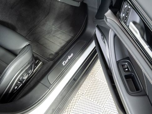 Certified 2025 Porsche Panamera Turbo image 27