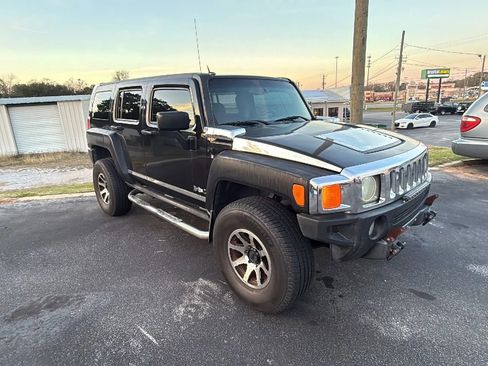 Used 2007 HUMMER H3 image 3